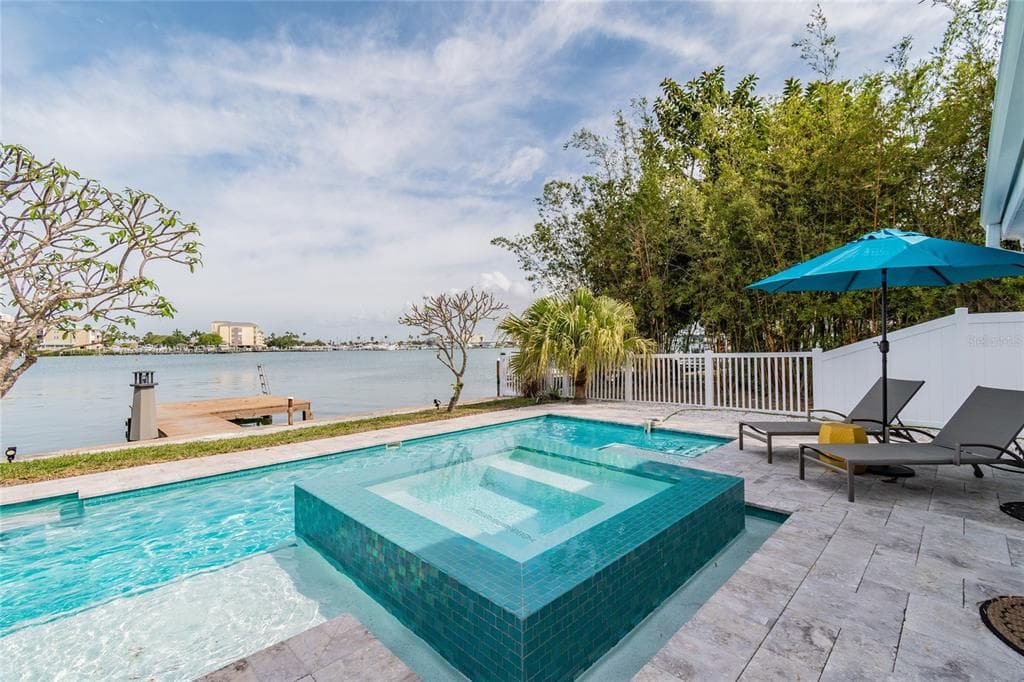 266 145TH AVENUE E MADEIRA BEACH, FL 33708