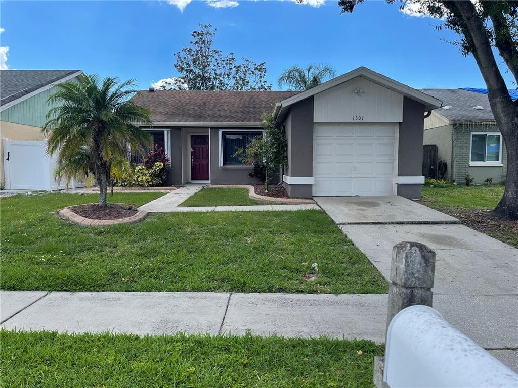 1307 MOHRLAKE DRIVE BRANDON, FL 33511