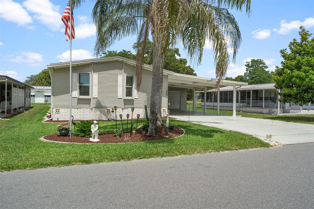 8084 LITTLE TEE LANE BROOKSVILLE, FL 34613