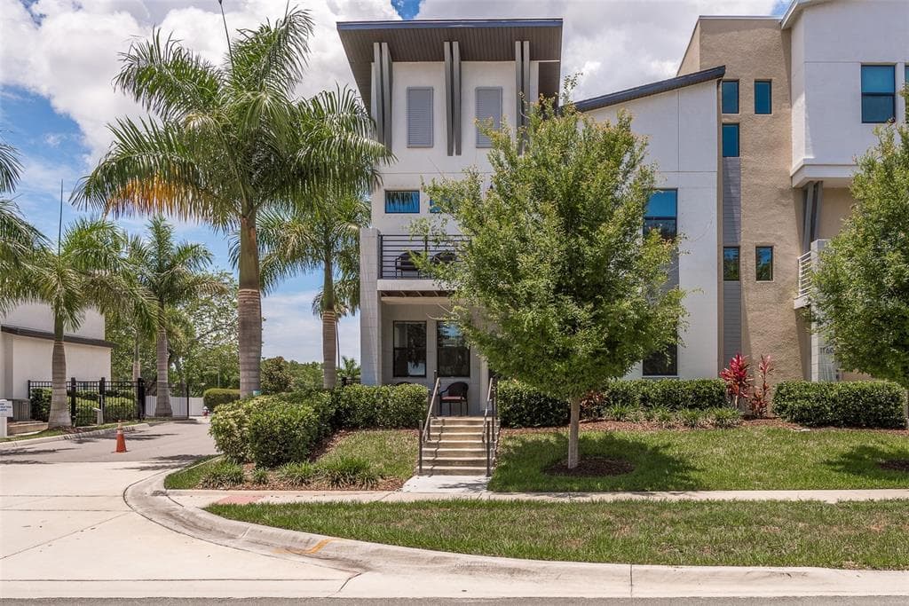1150 25TH STREET N ST PETERSBURG, FL 33713