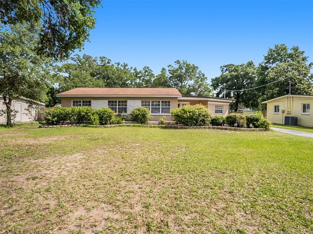 617 OAK RIDGE DRIVE BRANDON, FL 33510