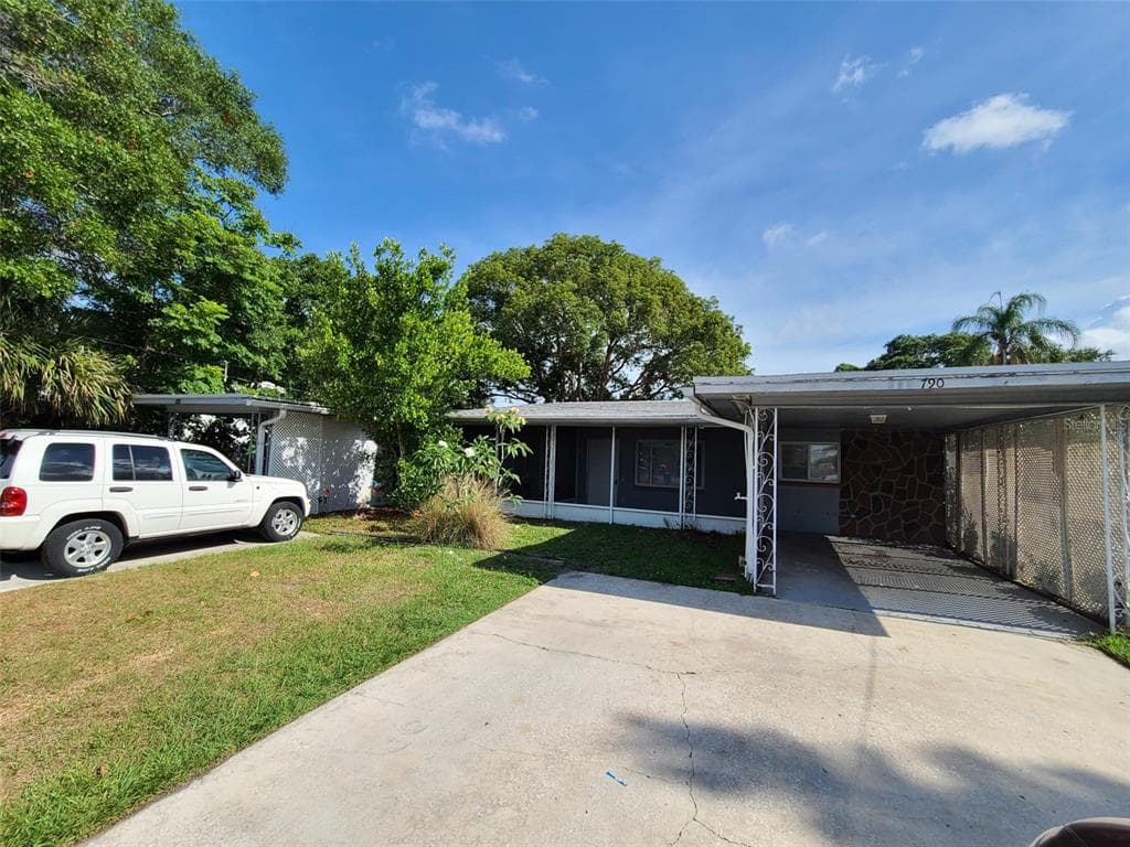 788 SAN CHRISTOPHER DRIVE DUNEDIN, FL 34698