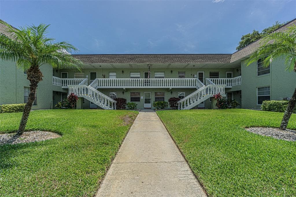 1250 S PINELLAS AVENUE UNIT 404 TARPON SPRINGS, FL 34689