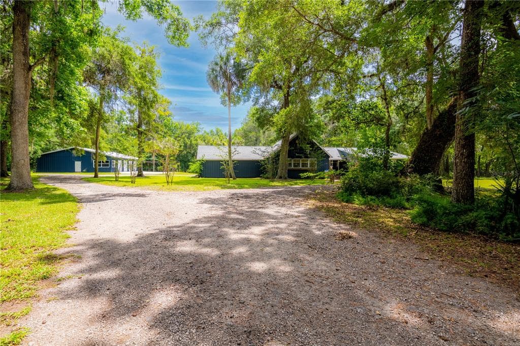14352 PONCE DE LEON BROOKSVILLE, FL 34601