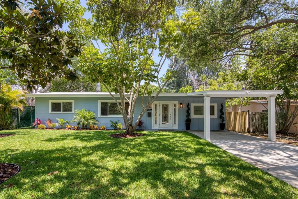 5053 SUNRISE DRIVE S ST PETERSBURG, FL 33705