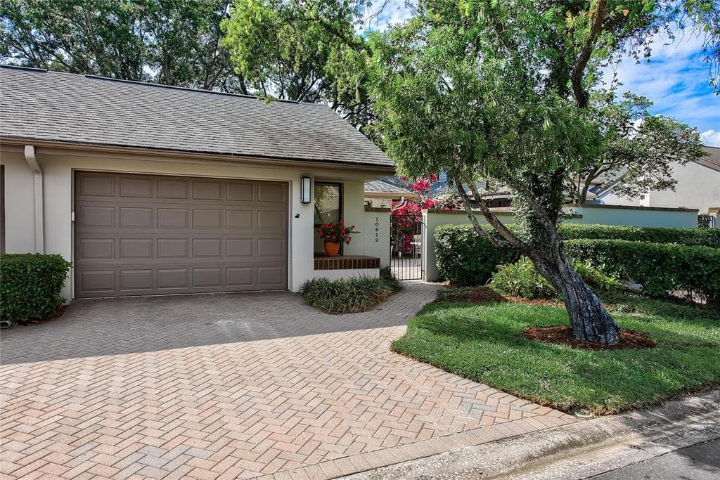 10612 ANDREW LANE LARGO, FL 33777