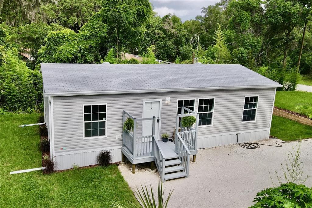 18048 EVENING STAR AVENUE BROOKSVILLE, FL 34604