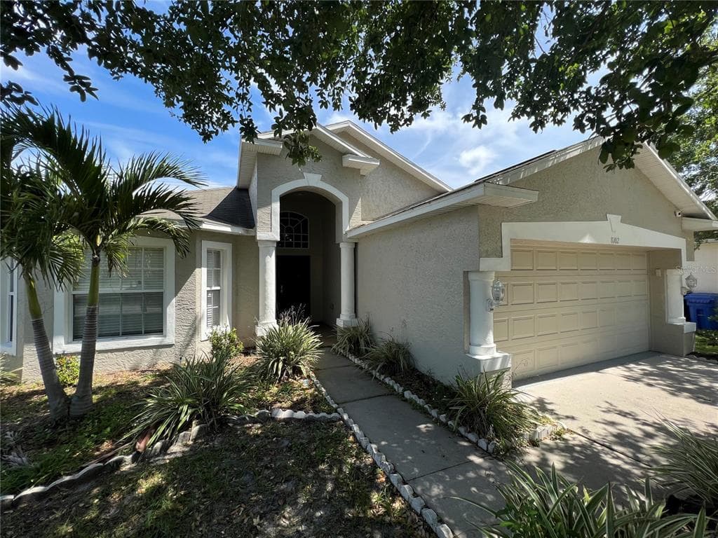8102 CARRIAGE POINTE DRIVE GIBSONTON, FL 33534