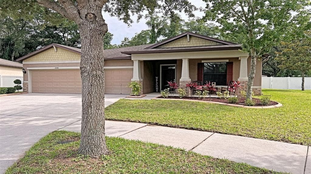 2240 LANDSIDE DRIVE