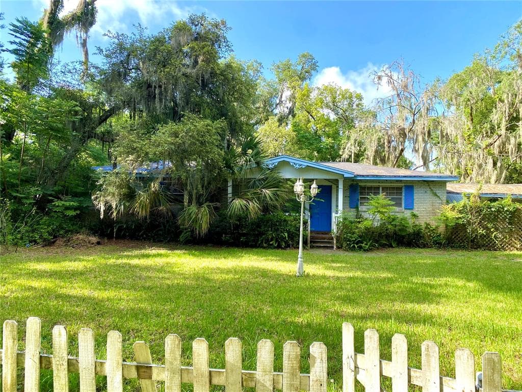 1007 GUILES ROAD BRANDON, FL 33511