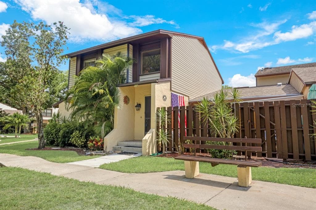 621 SE 12TH AVENUE UNIT 118 CAPE CORAL, FL 33990