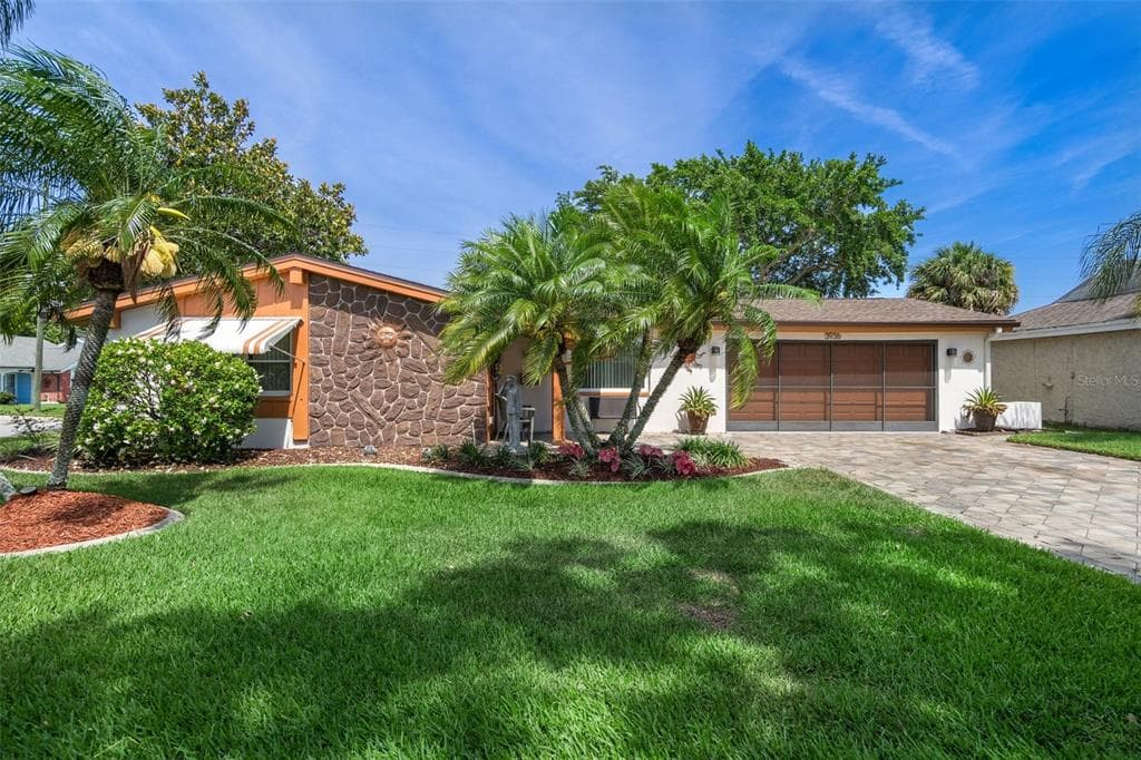 3936 ENDICOTT DRIVE NEW PORT RICHEY, FL 34652