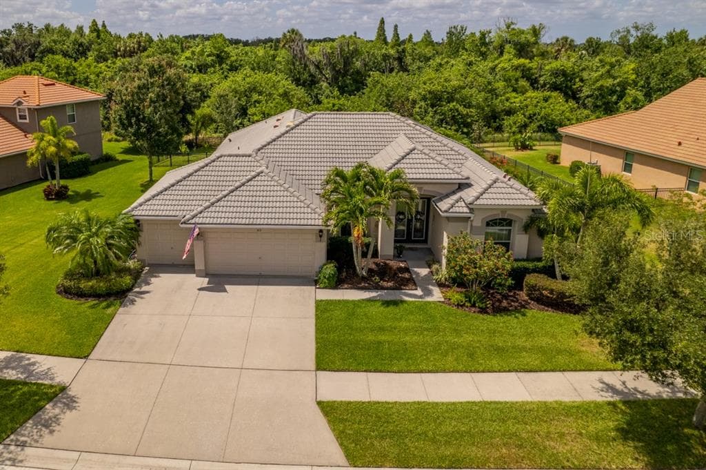 313 ROYAL BONNET DRIVE APOLLO BEACH, FL 33572