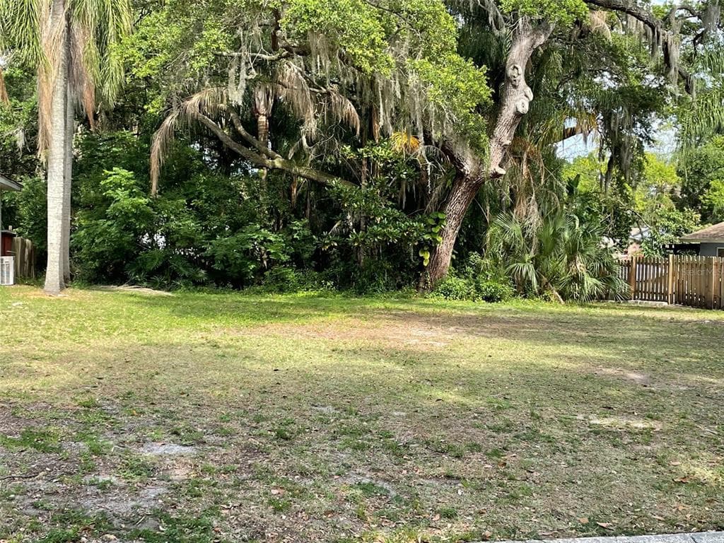 1555 OWEN DRIVE CLEARWATER, FL 33759