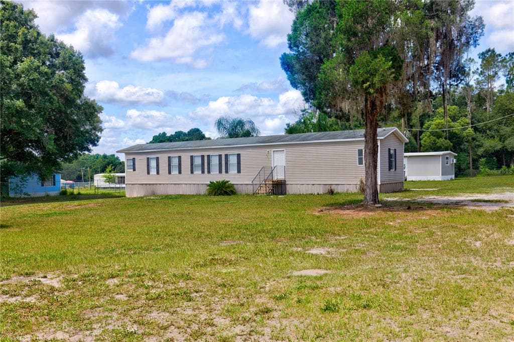 8911 MARY IVY DRIVE PLANT CITY, FL 33567