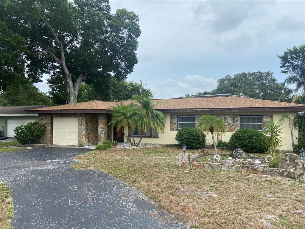 3260 8TH AVENUE SW LARGO, FL 33770