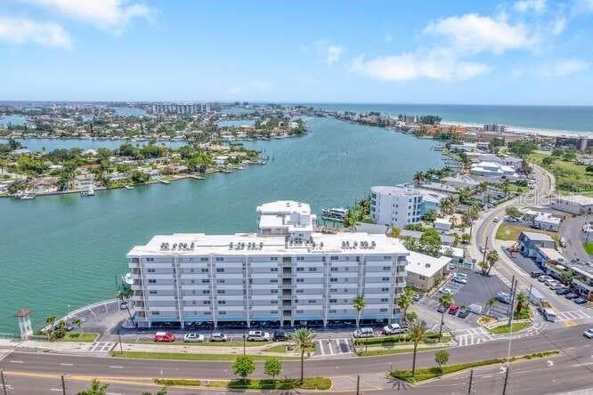 285 107TH AVENUE UNIT 508 TREASURE ISLAND, FL 33706