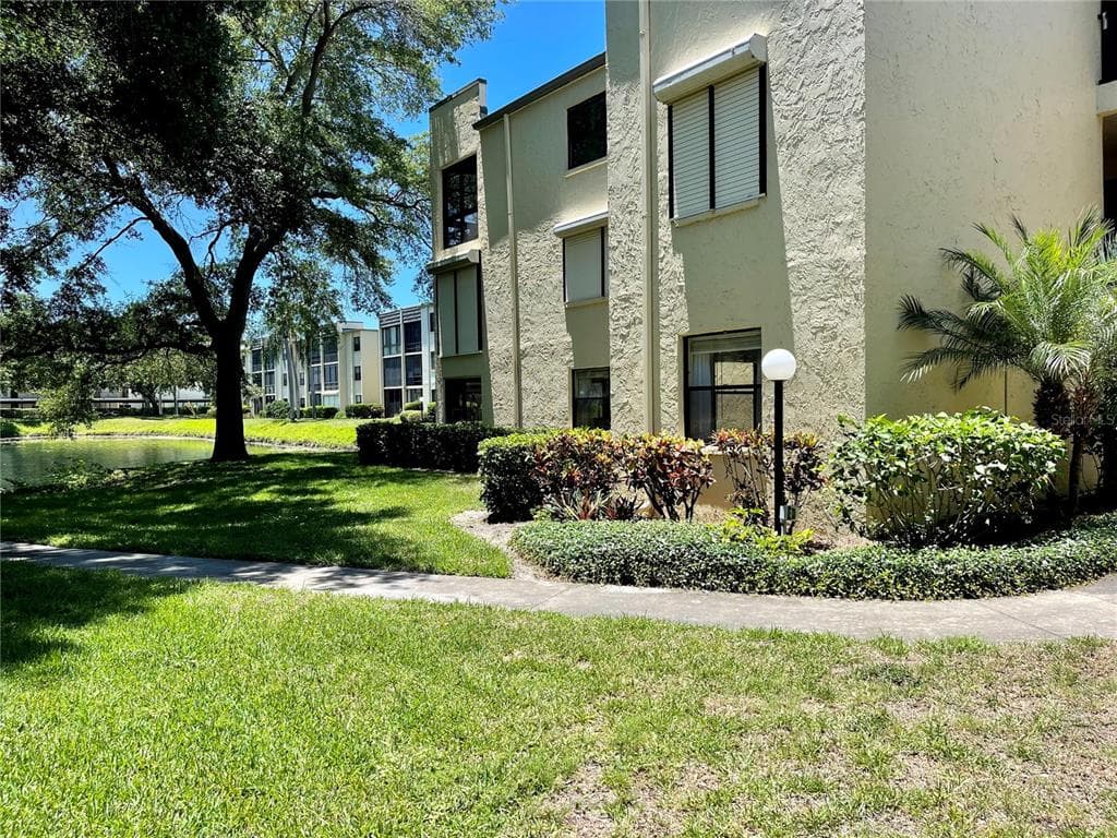 14130 ROSEMARY LANE UNIT 6108 LARGO, FL 33774