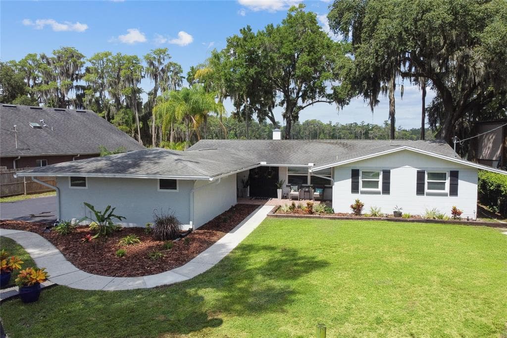 19244 BLOUNT ROAD LUTZ, FL 33558