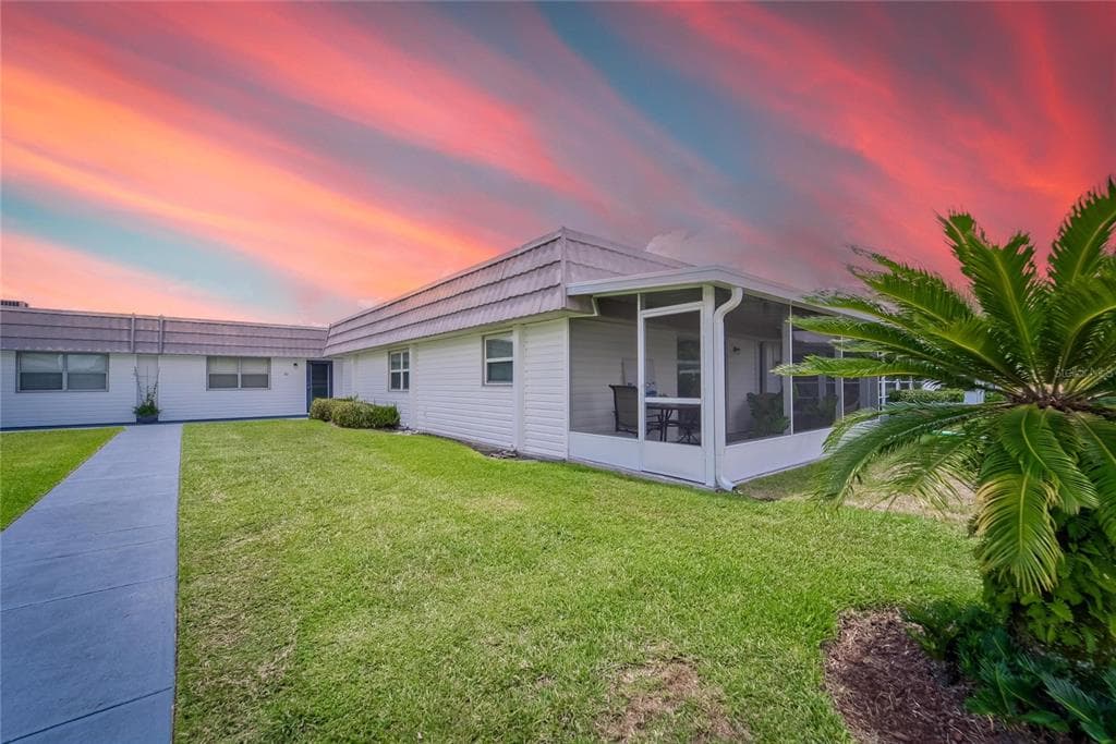 206 ANDOVER PLACE N UNIT 91 SUN CITY CENTER, FL 33573