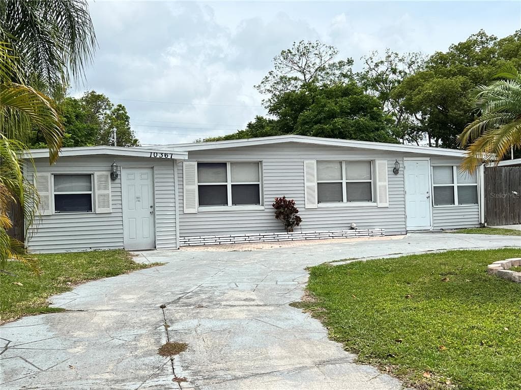 10367 109TH AVENUE LARGO, FL 33773