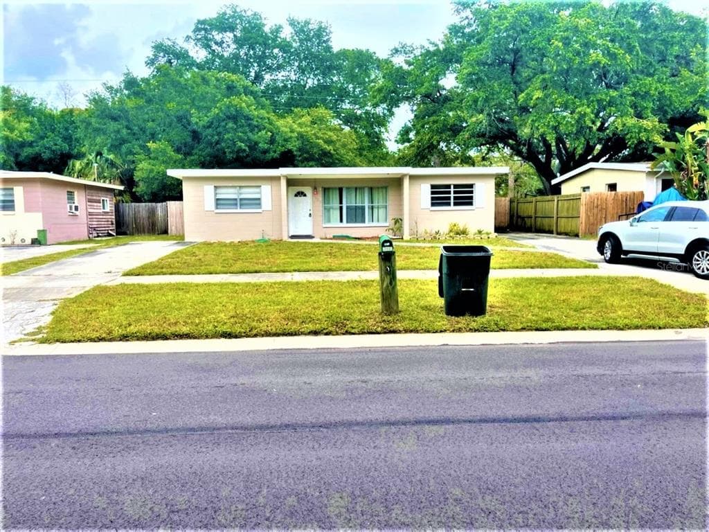 9049 93RD STREET SEMINOLE, FL 33777
