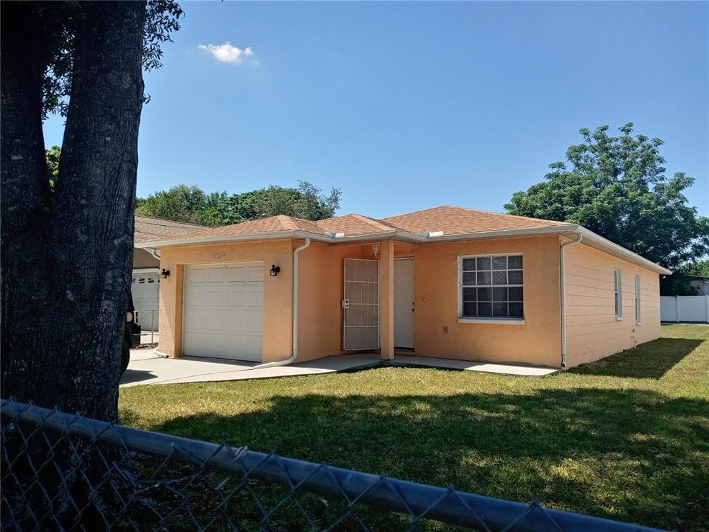 2209 W OKALOOSA AVENUE TAMPA, FL 33604