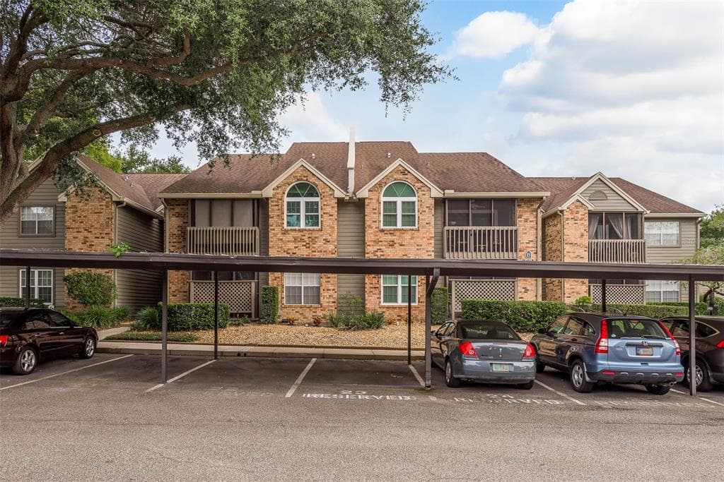 2500 WINDING CREEK BOULEVARD UNIT B204 CLEARWATER, FL 33761