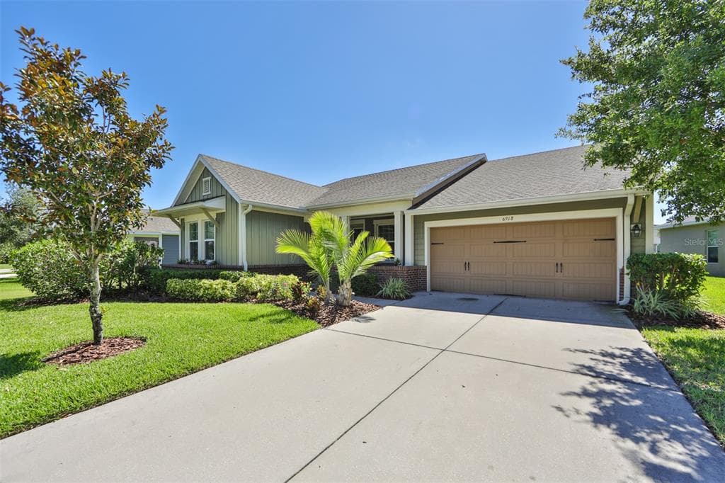 6918 COVINGTON STONE AVENUE APOLLO BEACH, FL 33572