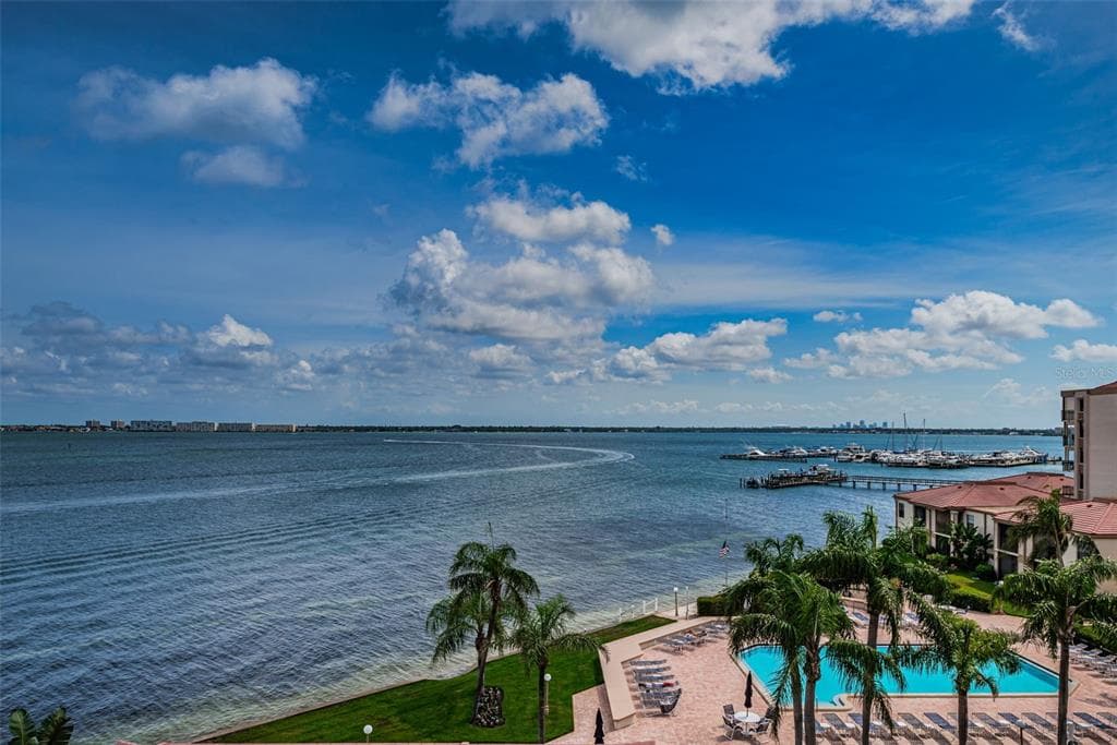 6145 SUN BOULEVARD UNIT 502 ST PETERSBURG, FL 33715