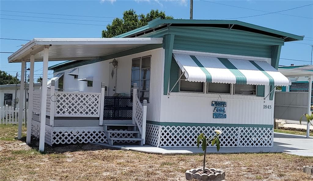 1843 SHADY COVE DRIVE HOLIDAY, FL 34691