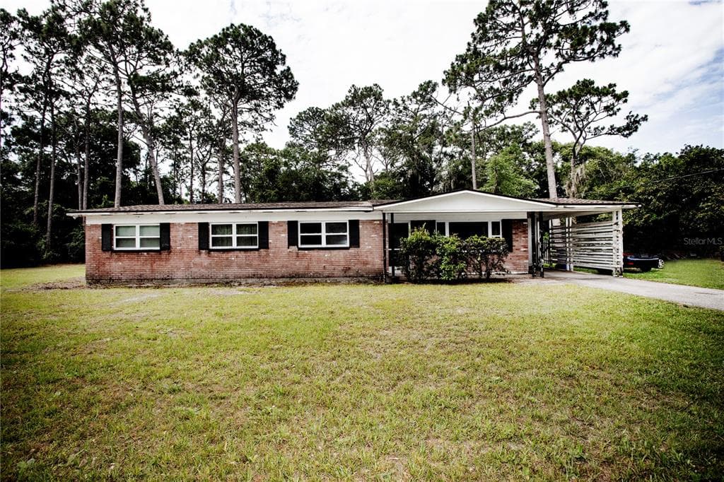 7402 VAN DYKE ROAD ODESSA, FL 33556