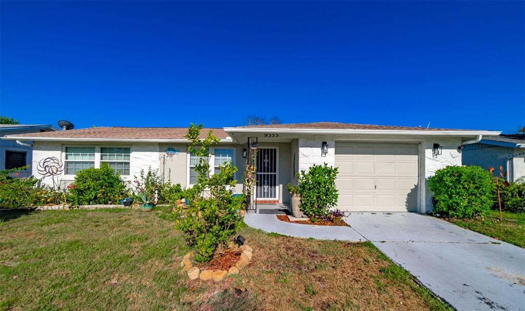 9335 PALM AVENUE PORT RICHEY, FL 34668