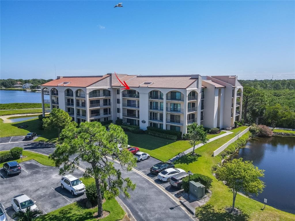 248 MARINER DRIVE TARPON SPRINGS, FL 34689