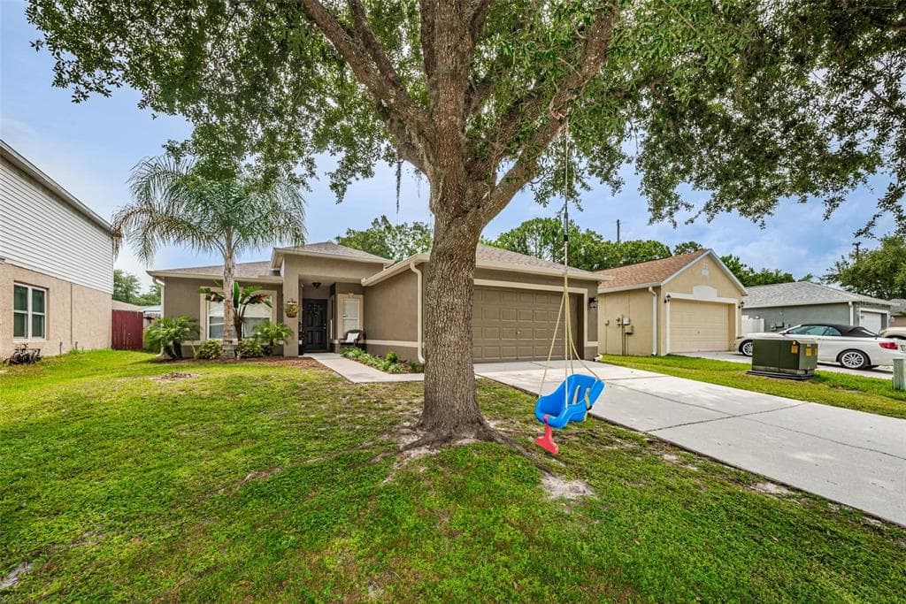 3038 AERNAL COURT LAND O LAKES, FL 34639