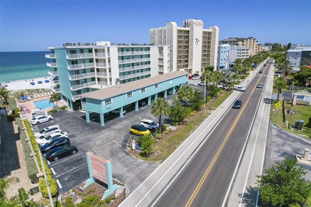 19440 GULF BLVD UNIT 208