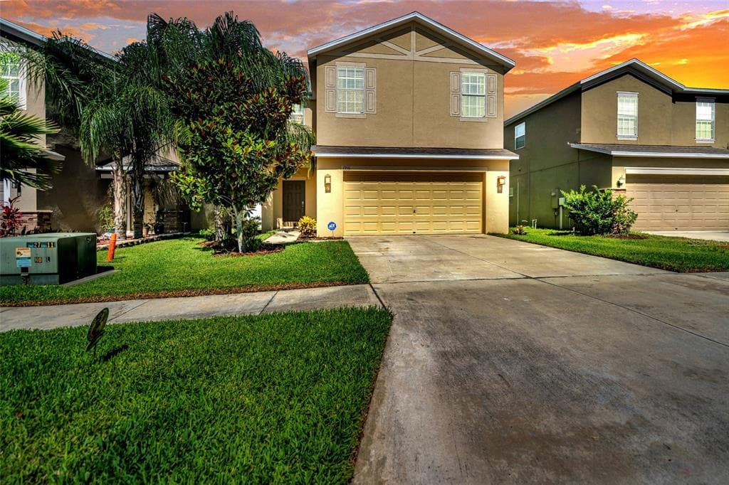 1916 HAWKS VIEW DRIVE RUSKIN, FL 33570
