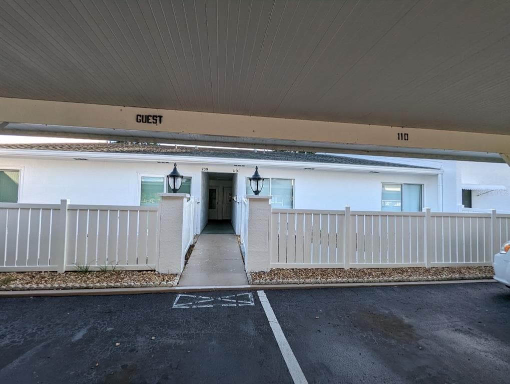1655 S HIGHLAND AVENUE UNIT B110 CLEARWATER, FL 33756