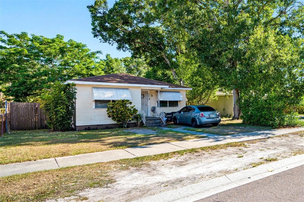 4542 20TH AVENUE S ST PETERSBURG, FL 33711