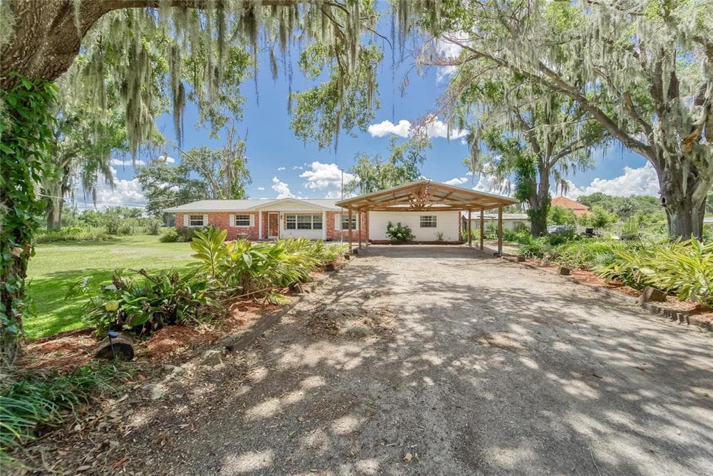 9123 CAREY ROAD