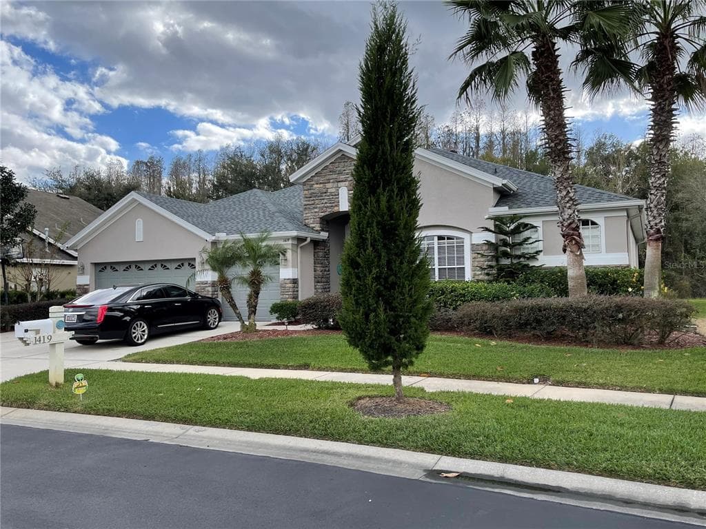 1419 SALMONBERRY STREET WESLEY CHAPEL, FL 33543