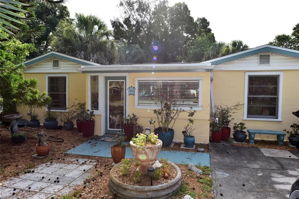 1212 59TH STREET S GULFPORT, FL 33707