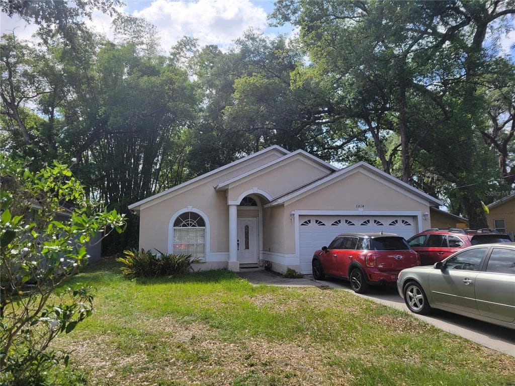 6814 N STERLING AVENUE TAMPA, FL 33614