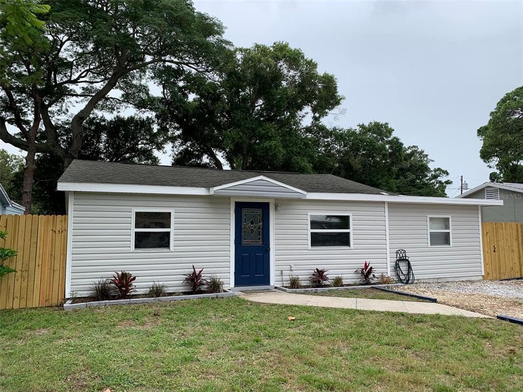 7946 49TH AVENUE N ST PETERSBURG, FL 33709