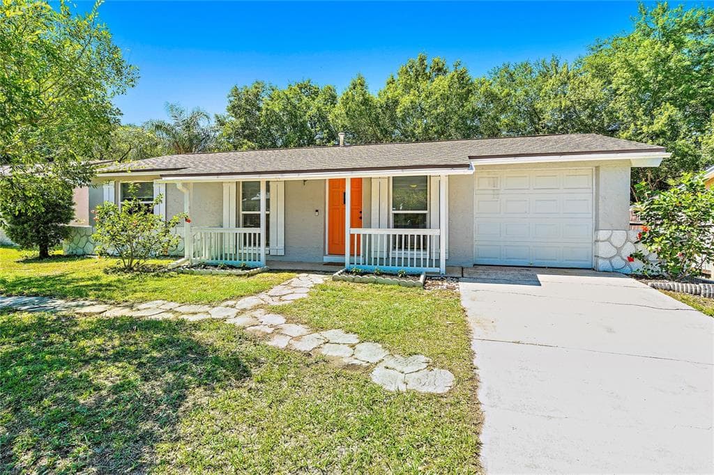 2905 NUTWOOD STREET CLEARWATER, FL 33759