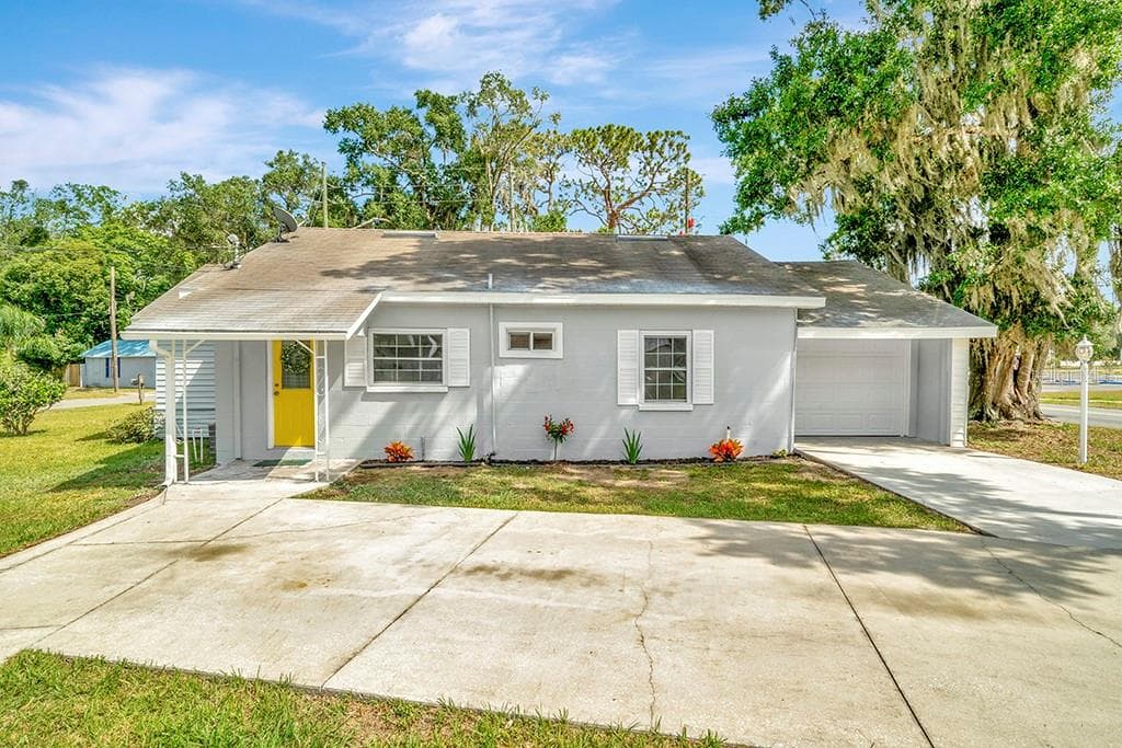 5427 16TH STREET ZEPHYRHILLS, FL 33542