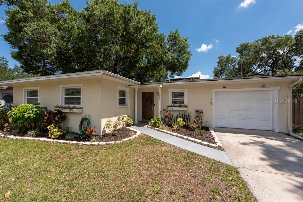 4720 W BEAUMONT STREET TAMPA, FL 33611