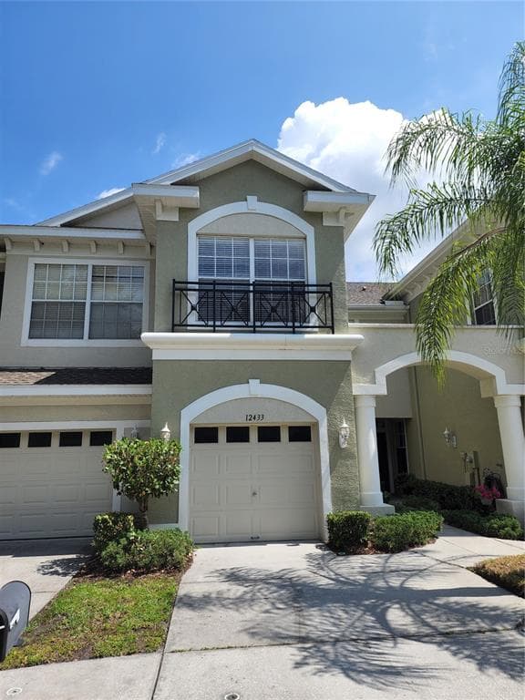 12433 CHASE GROVE DRIVE