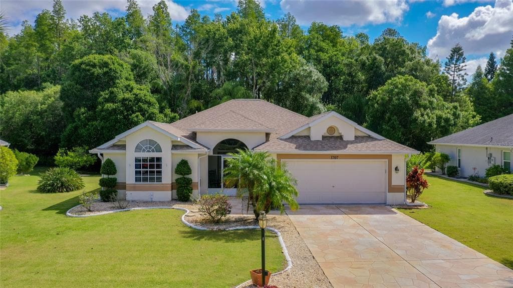 1707 TREMONT COURT SUN CITY CENTER, FL 33573