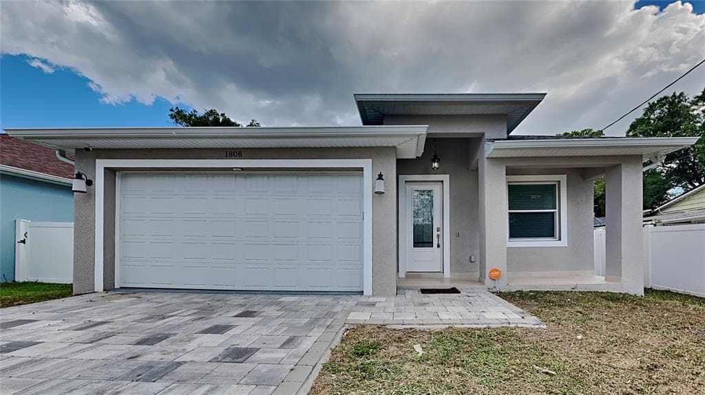 1808 W CLUSTER AVENUE TAMPA, FL 33604